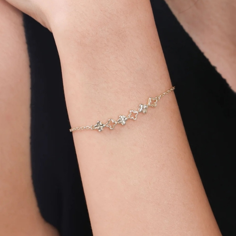 DEVATA Gold Clover Chain Bracelet - Women Jewelry